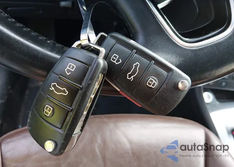 2016 Audi Q3 2.0T Premium Plus z USA, uszkodzony, nr VIN WA1GFCFSXGR018304